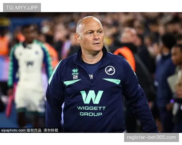 孔蒂换人决,策引争议,卢卡库顶替,星空体育,星空体育app,星空体育官网,星空体育下载,星空体育入口